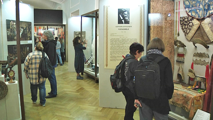    © АО "ТВ Центр"