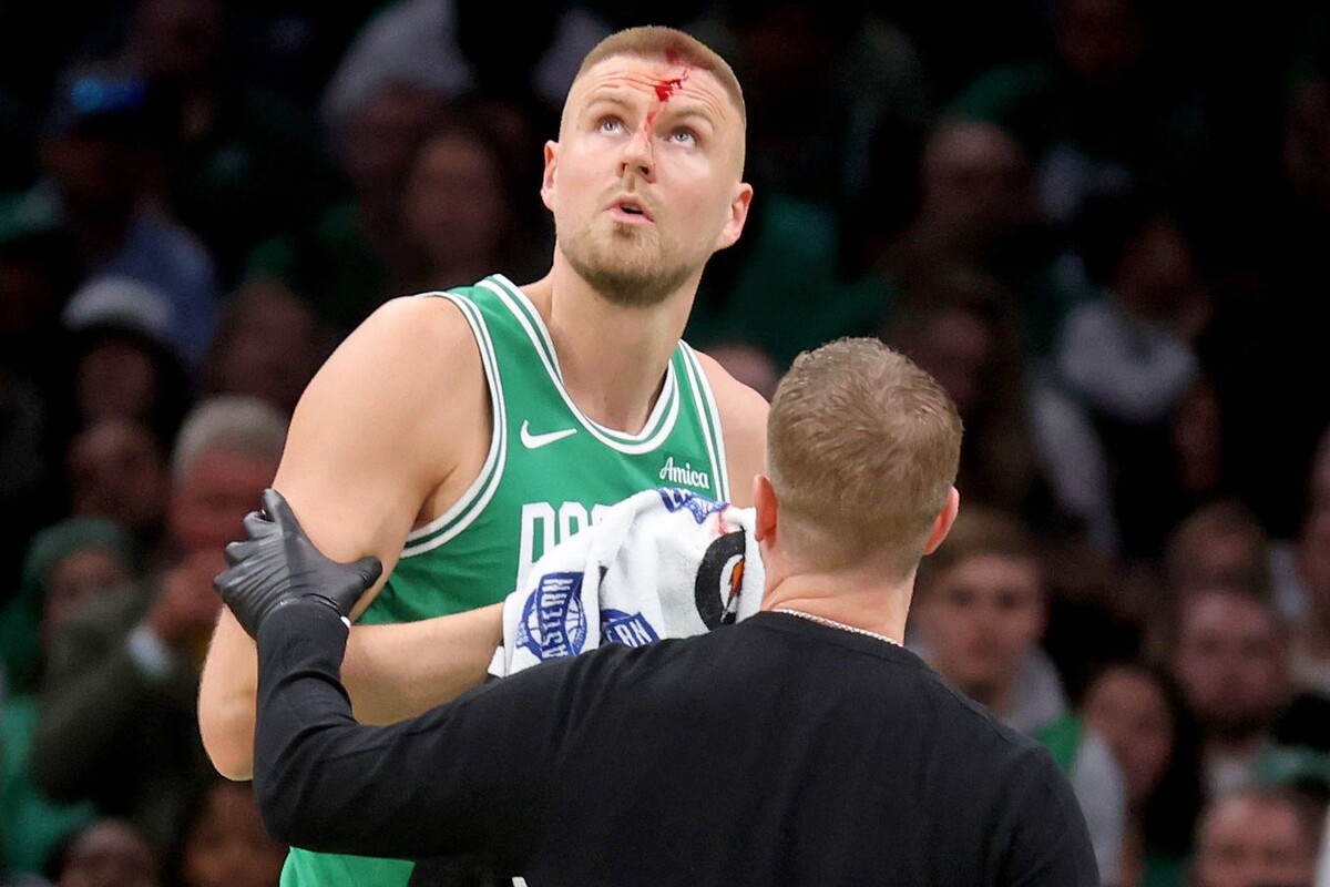 источник: https://www.championat.com/basketball/article-5986600-plej-off-nba-2025-boston-seltiks-orlando-medzhik-109-100-rezultat-matcha-ot-24-aprelya-boston-sdelal-schyot-v-serii-2-0-itogi.html