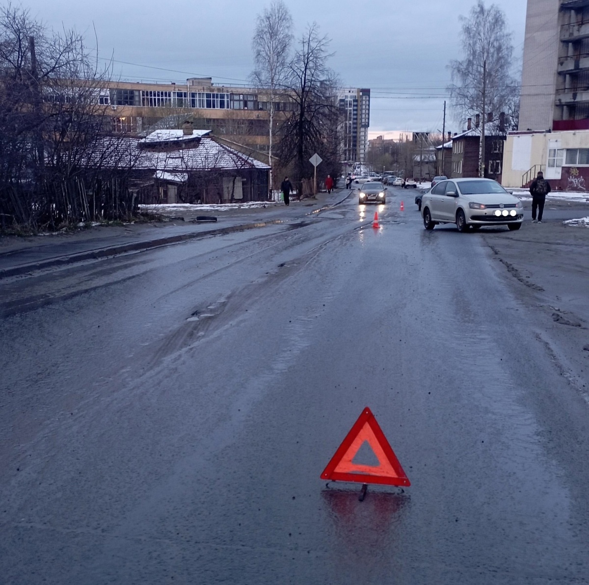 Как остановить автомобиль, если внезапно отказали тормоза быстрый и безопасный способ