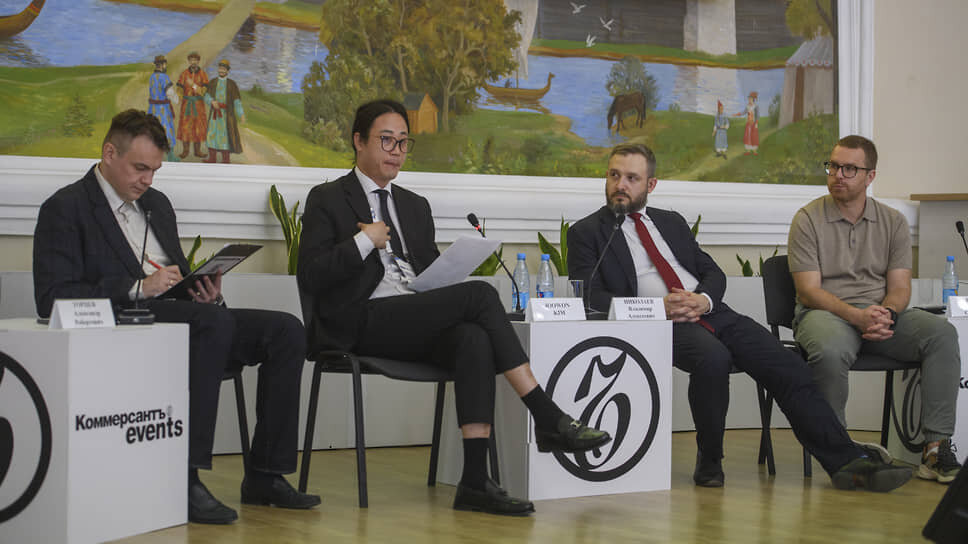 Форум "ESG. Синергия бизнеса и общества для устойчивого развития региона". В здании торгово-промышленной палаты..📷Фото: Артемий Шуматов / Коммерсантъ