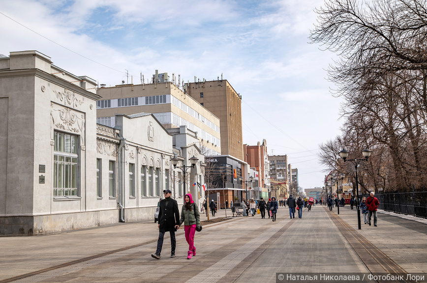 Улица Волжская у особняка Шмидта