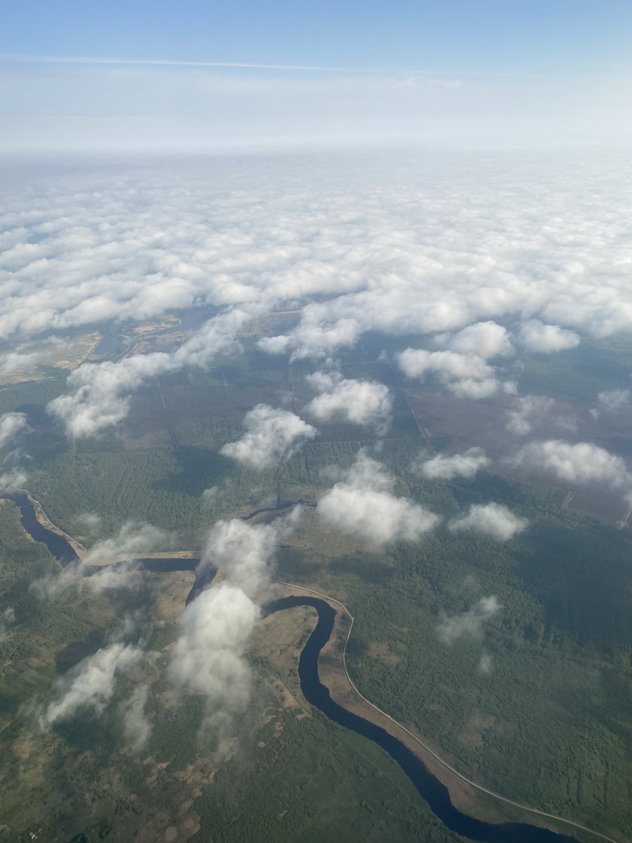 Вот такая красота из иллюминатора