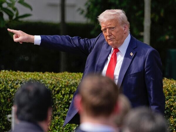    © AP Photo/Manuel Balce Ceneta