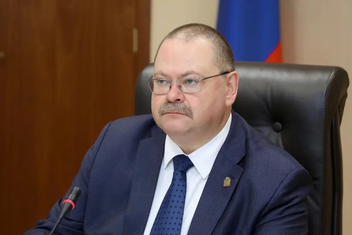    Пензенский губернатор лишил 8 чиновников премий из-за недовольства работой