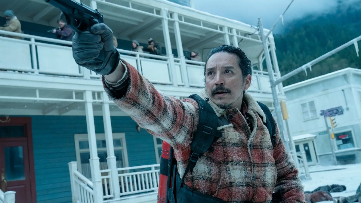    Гэбриел Луна в сериале "Одни из нас"HBO