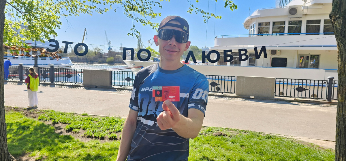 Самый главный директор 5 вёрст Глеб. 