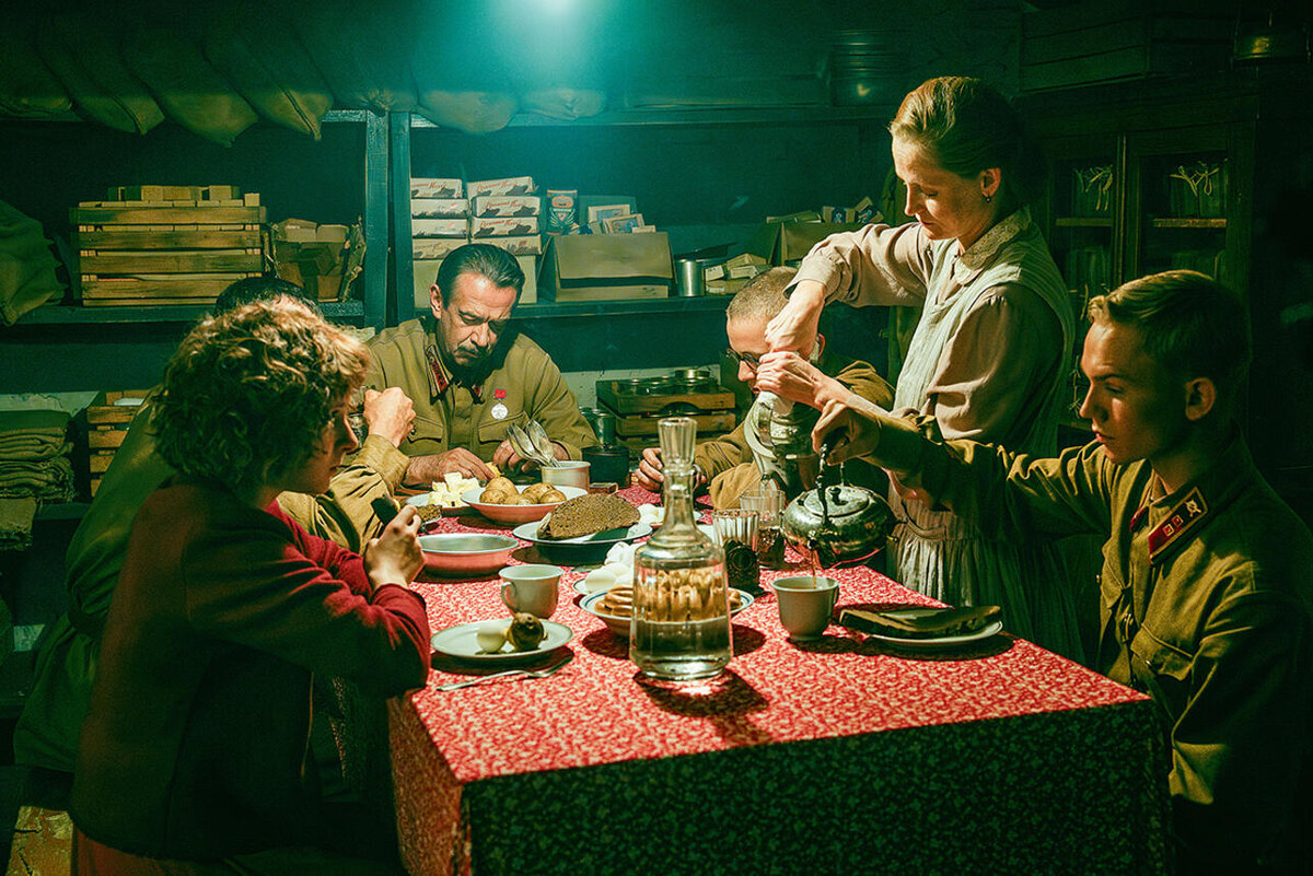    Алена Морилова, Владимир Машков, Яна Сексте, Владислав Миллер предоставлены пресс-службой Централ Партнершип