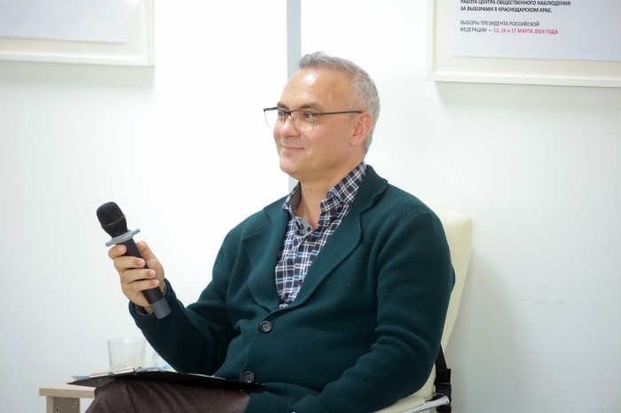    Иван Семенец