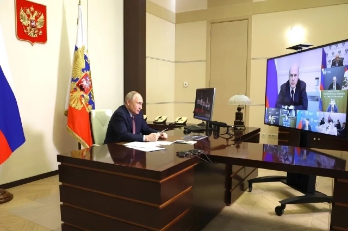    Путин: снижение числа новых проектов в строительстве жилья требует внимания