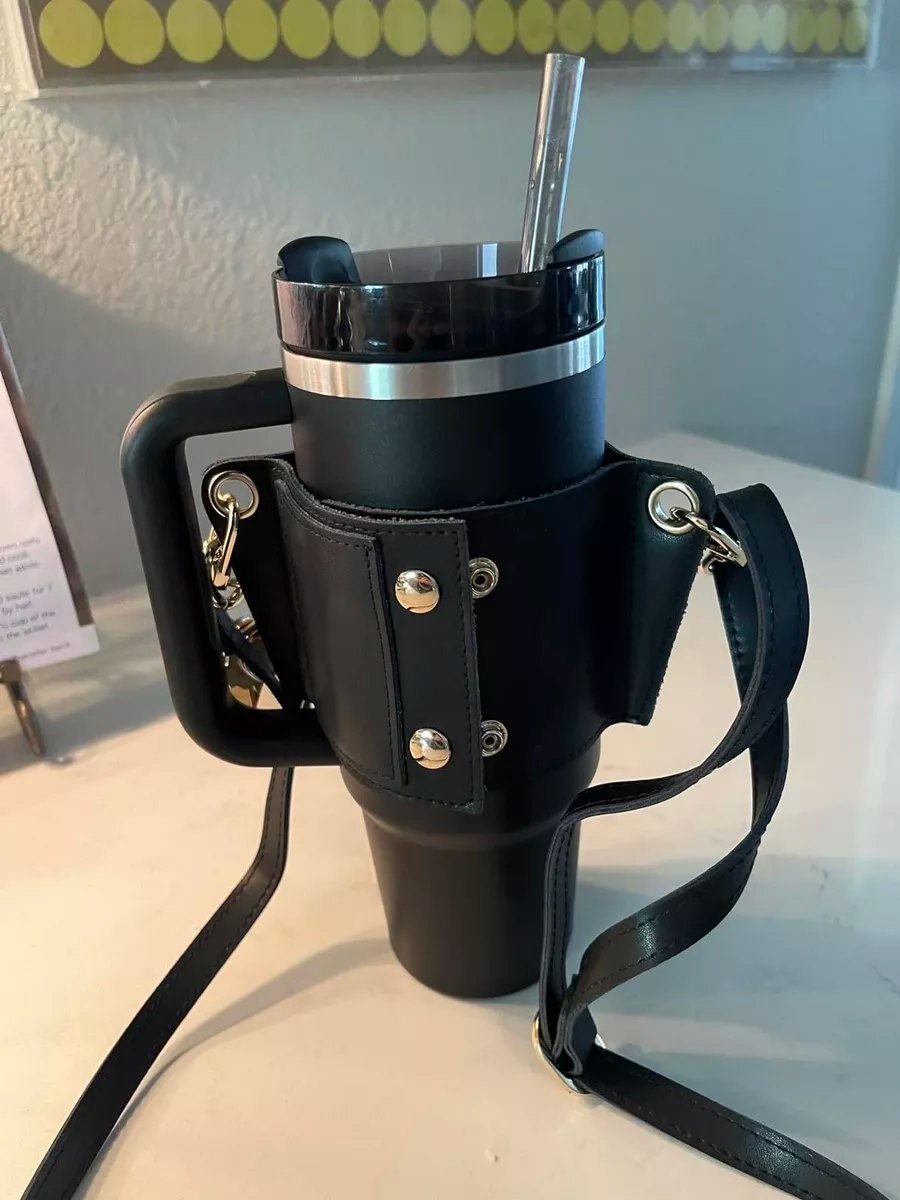 Унисекс. Как по мне, отлично подойдет и мужчинам и женщинам. У меня еще какие то ассоцииации с фотографами и видеографами. Ссылка: https://www.wildberries.ru/catalog/255494873/detail.aspx