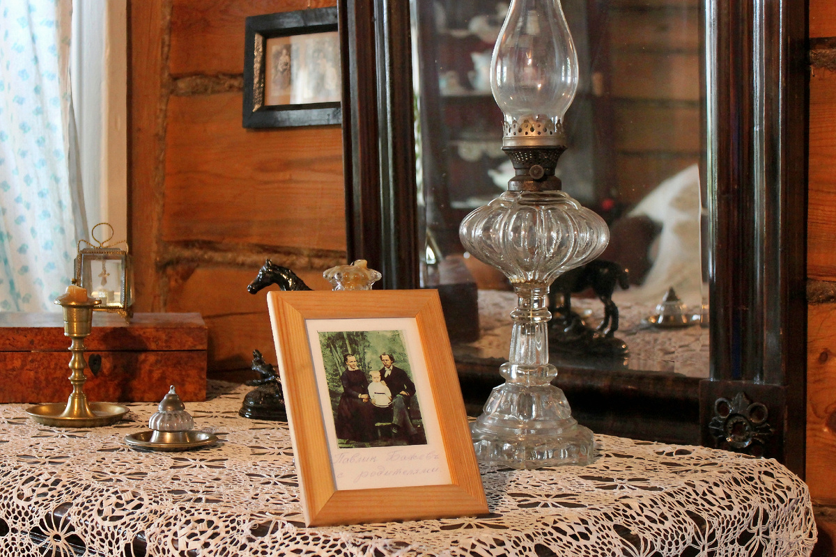 Фото автора. Обстановка внутри дома.