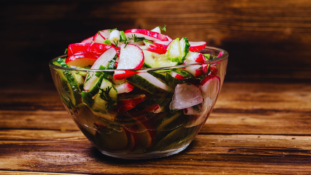 Рецепты салатов. Салаты. Редис.