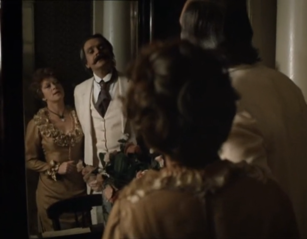 Х.И.Огудалва и С. С. Паратов. Кадр и х/ф.