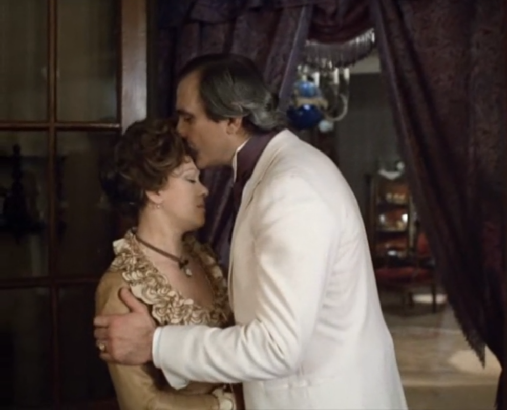 Х.И.Огудалва и С. С. Паратов. Кадр и х/ф.