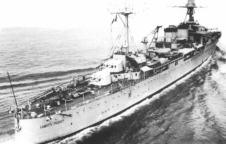 Французский легкий крейсер «Lamotte Picquet» в Южно-Китайском море. Январь 1937 года
