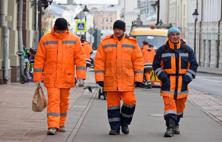    «Нелегально нанятых мигрантов в РФ будет меньше»: депутат призвал повысить штрафы за трудоустройство иностранцев