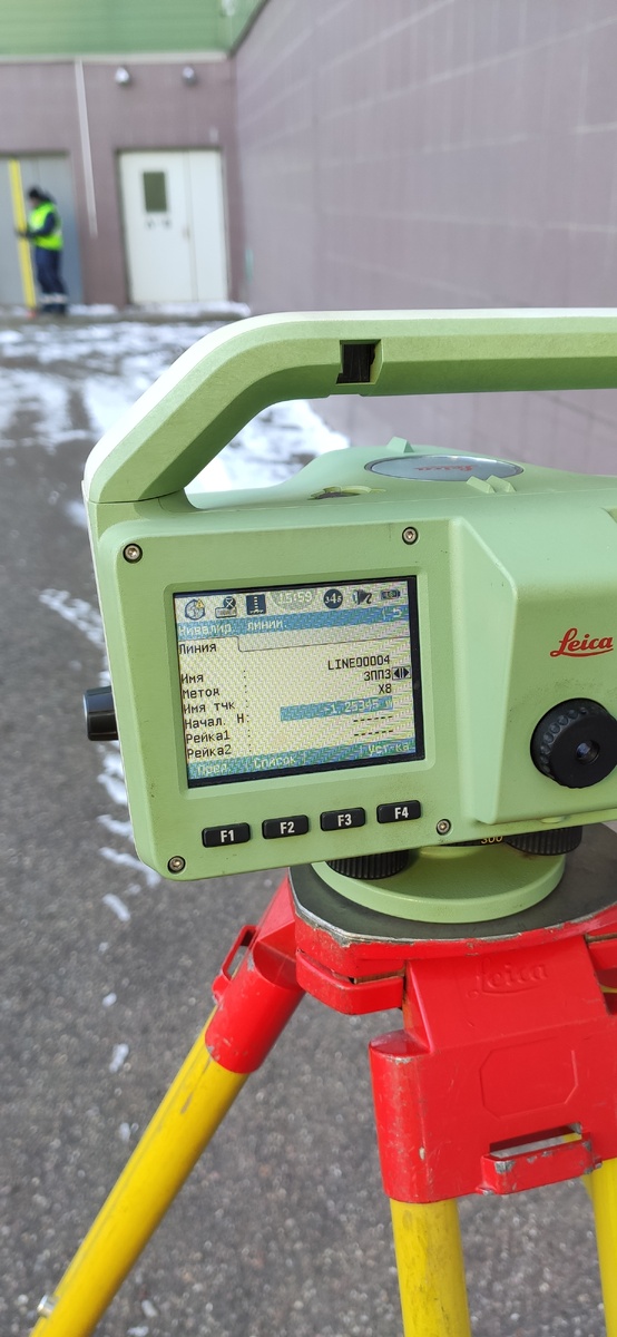 Геодезический мониторинг цифровым нивелиром Leica