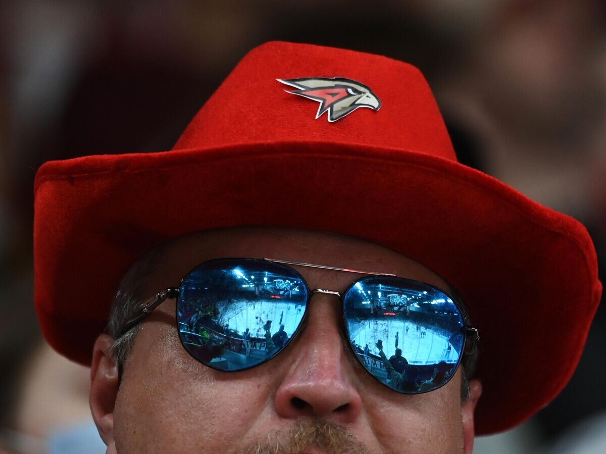    Болельщик "Авангарда" © РИА Новости / Григорий Сысоев