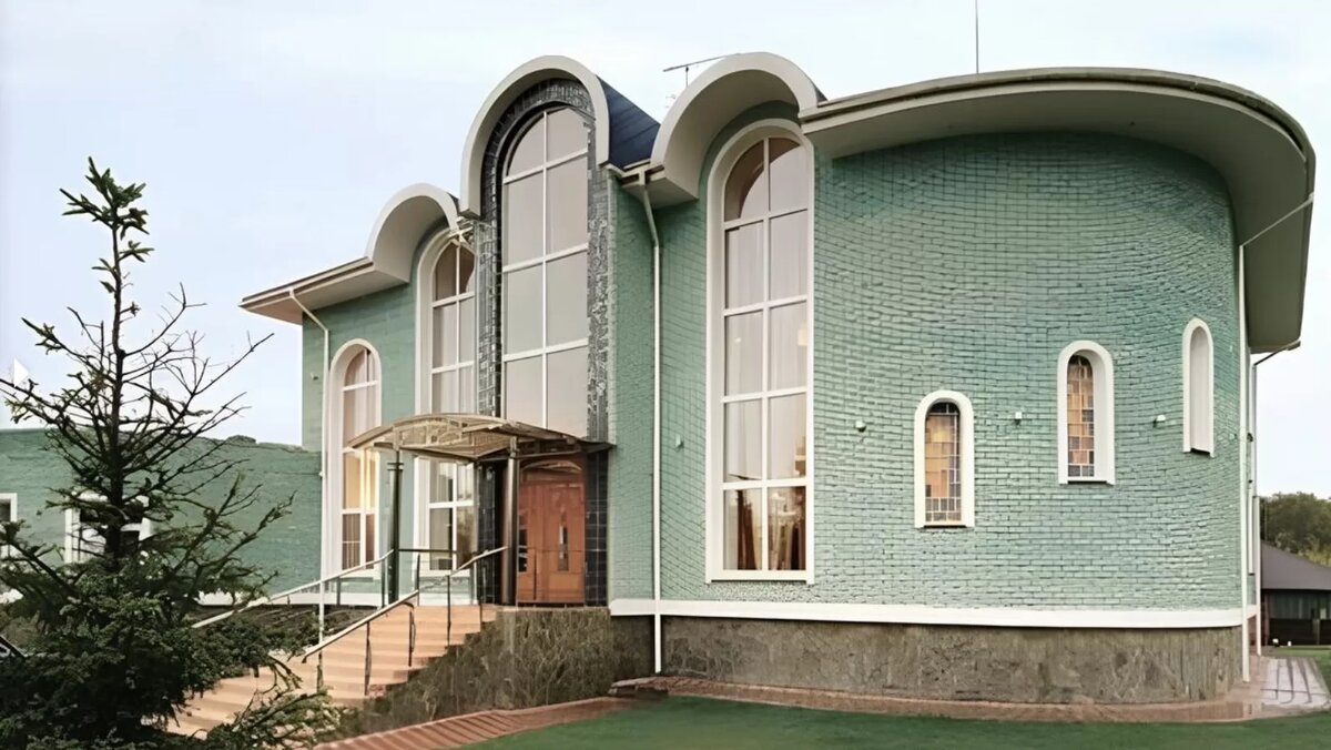 Листайте вправо, чтобы увидеть больше изображений