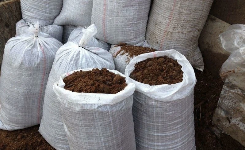Биогумус в мешках