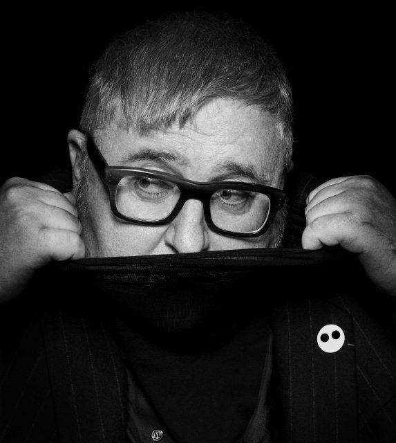    «Я просто хочу сделать платье, которое обнимет вас»: 18 цитат Альбера Эльбаза (фото 1)