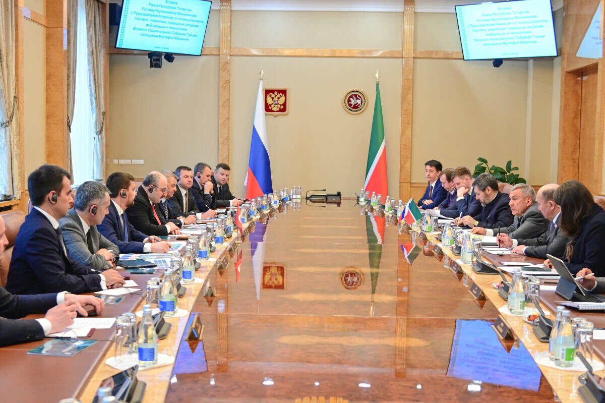 Фото: пресс-служба Раиса РТ