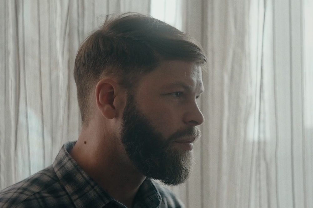    Дэниэл Мартиндейл почувствовал, что в Америке не все о Донбассе говорят, и решил увидеть все сам. / Фото: Предоставлено проектом "Реверс"