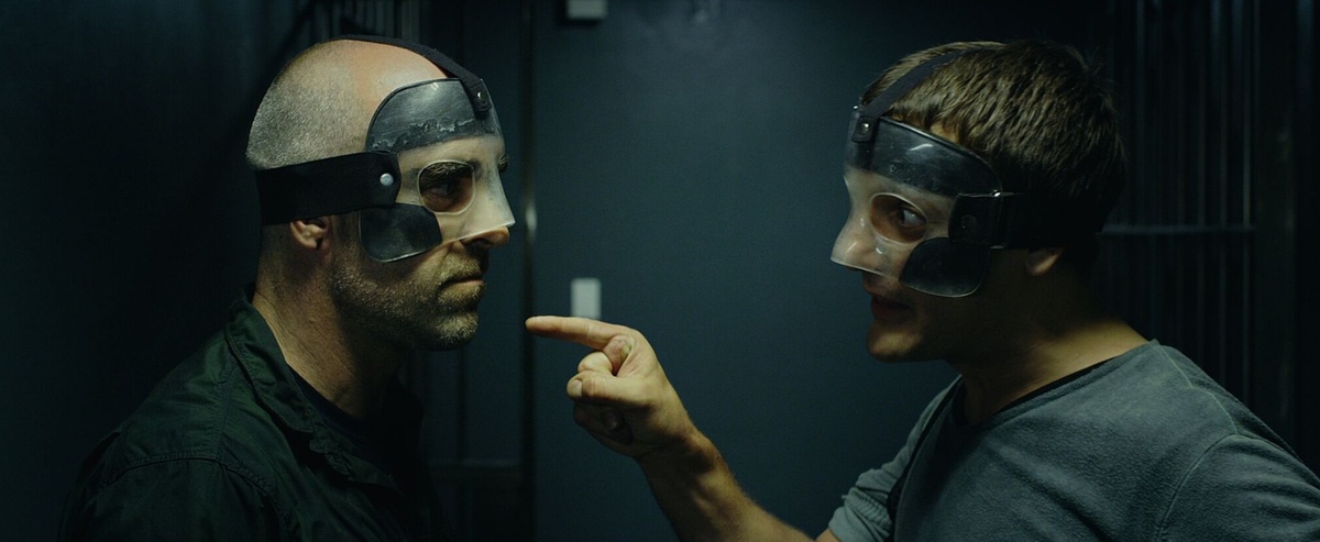 Кадр из фильма «Сто лет прощения» (2015)