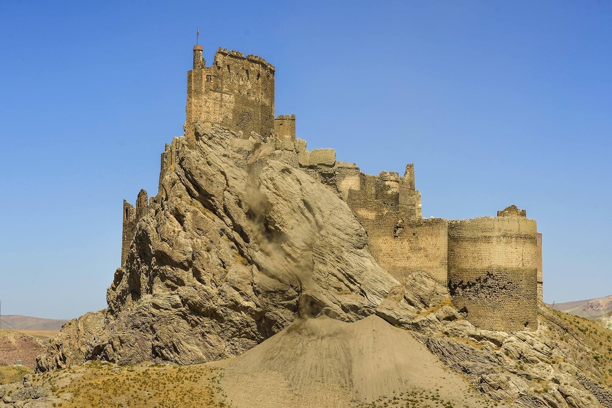 Горная крепость Аламут в наше время