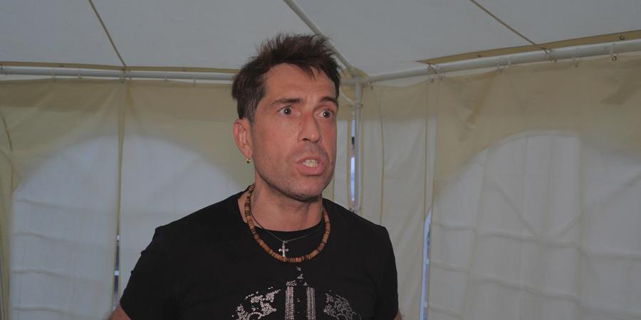 Покровский* живет в Бруклине по соседству с бомжами