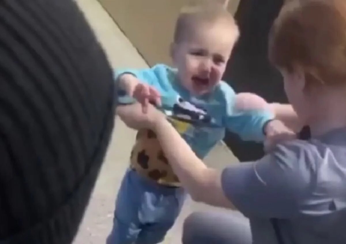    Малыши без родителей оказались в госучреждении.