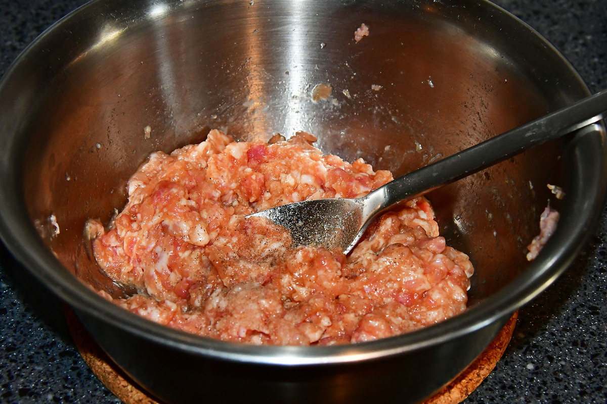 Замешиваем фарш