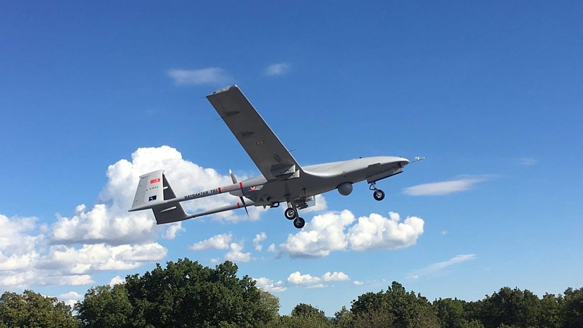 Турция подарила армии Боснии и Герцеговины два комплекта беспилотных летательных аппаратов Bayraktar TB2. Фото: Bayraktar