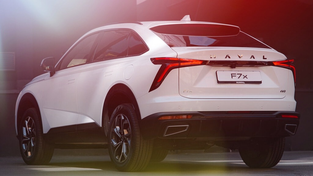 Haval F7x 2025 вид сзади 