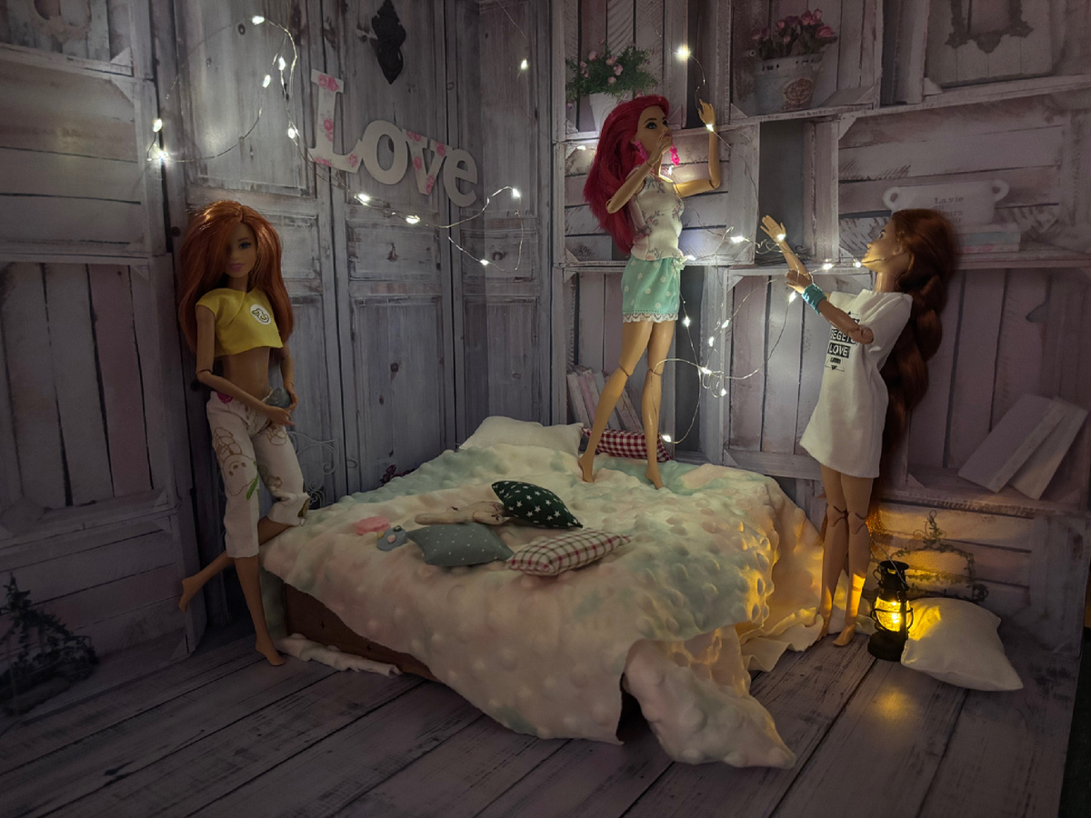 Джо, Мелоди и Таша 