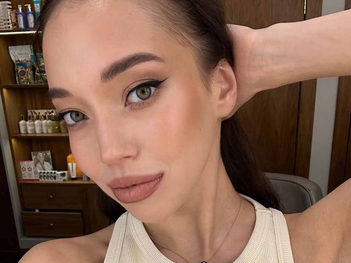 Мария Шувалова