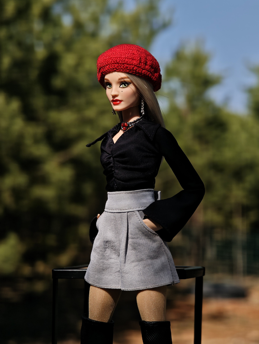 Barbie Basics Kit №2 девочка с родинкой