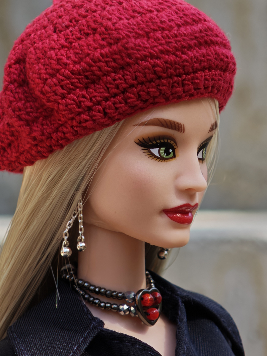 Barbie Basics Kit №2 девочка с родинкой