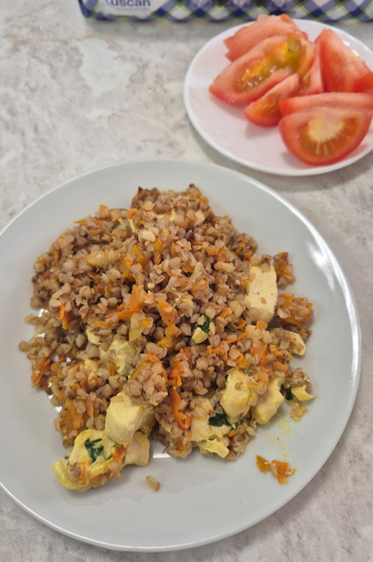 Гречка с тыквой и курицей, из рецептов Fitstars