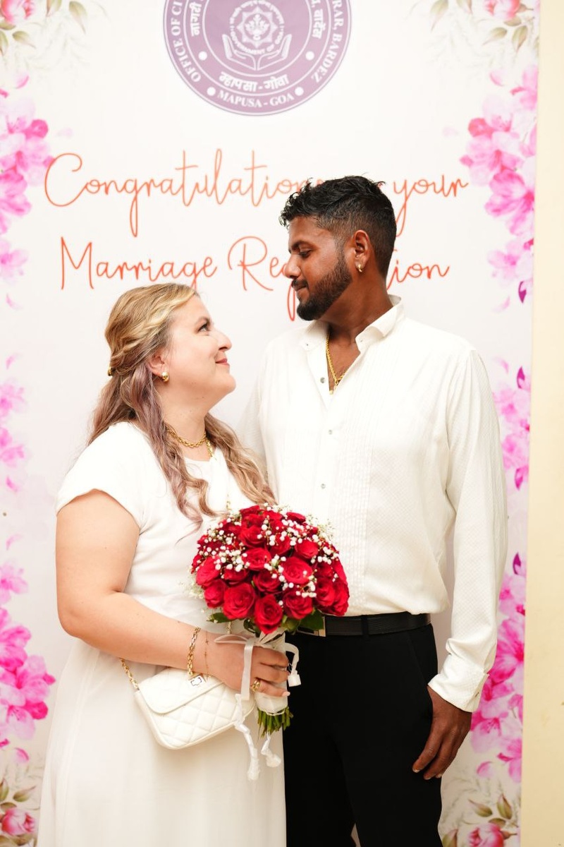 Улыбки приходилось буквально "выдавливать" из себя