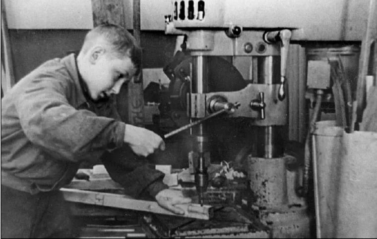 Дети выполняли норму наравне со взрослыми
aleksarhiv.ru