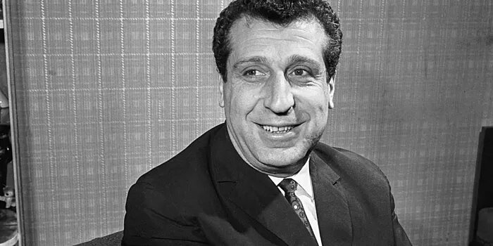 Арно Бабаджанян