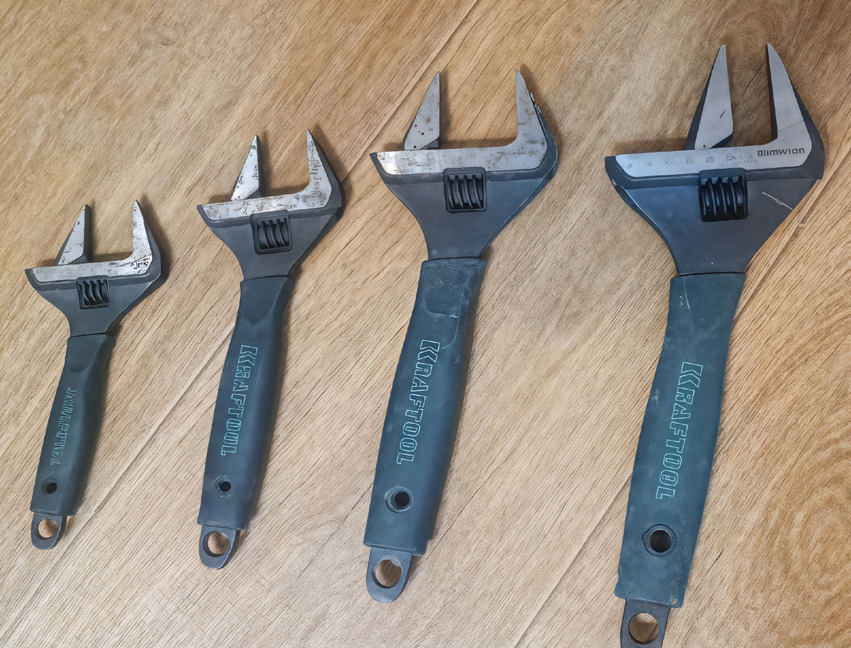 Ключ разводной