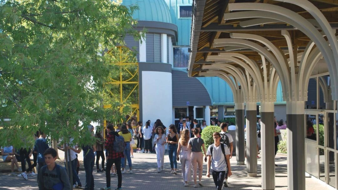    Фото: Groupe Scolaire Notre-Dame-de-Toutes-Aides/google.com/maps