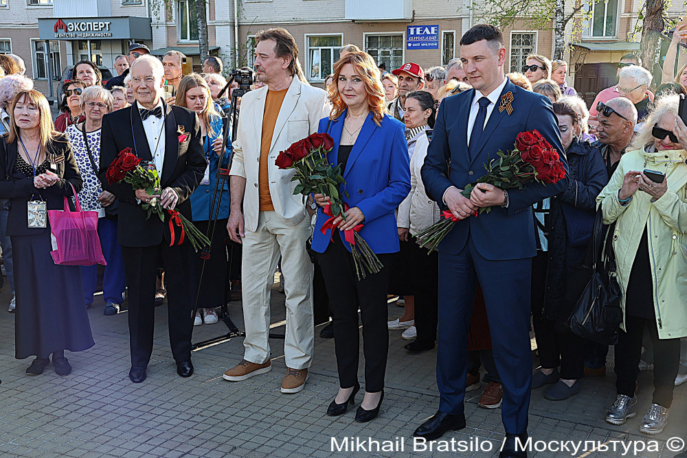 Владимир Конкин, Анна Тихонова, Денис Семёнов
