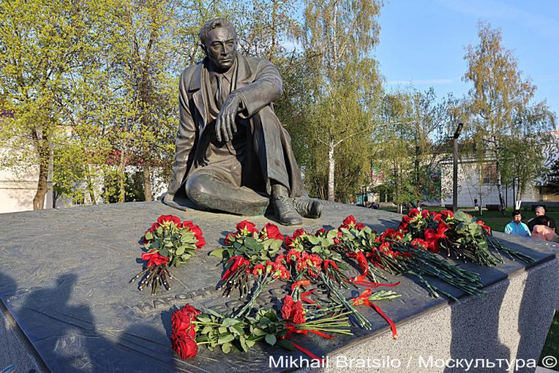 Наследие Вячеслава Тихонова снова объединяет страну: IX кинофестиваль "17 мгновений..." открылся в павловском Посаде
