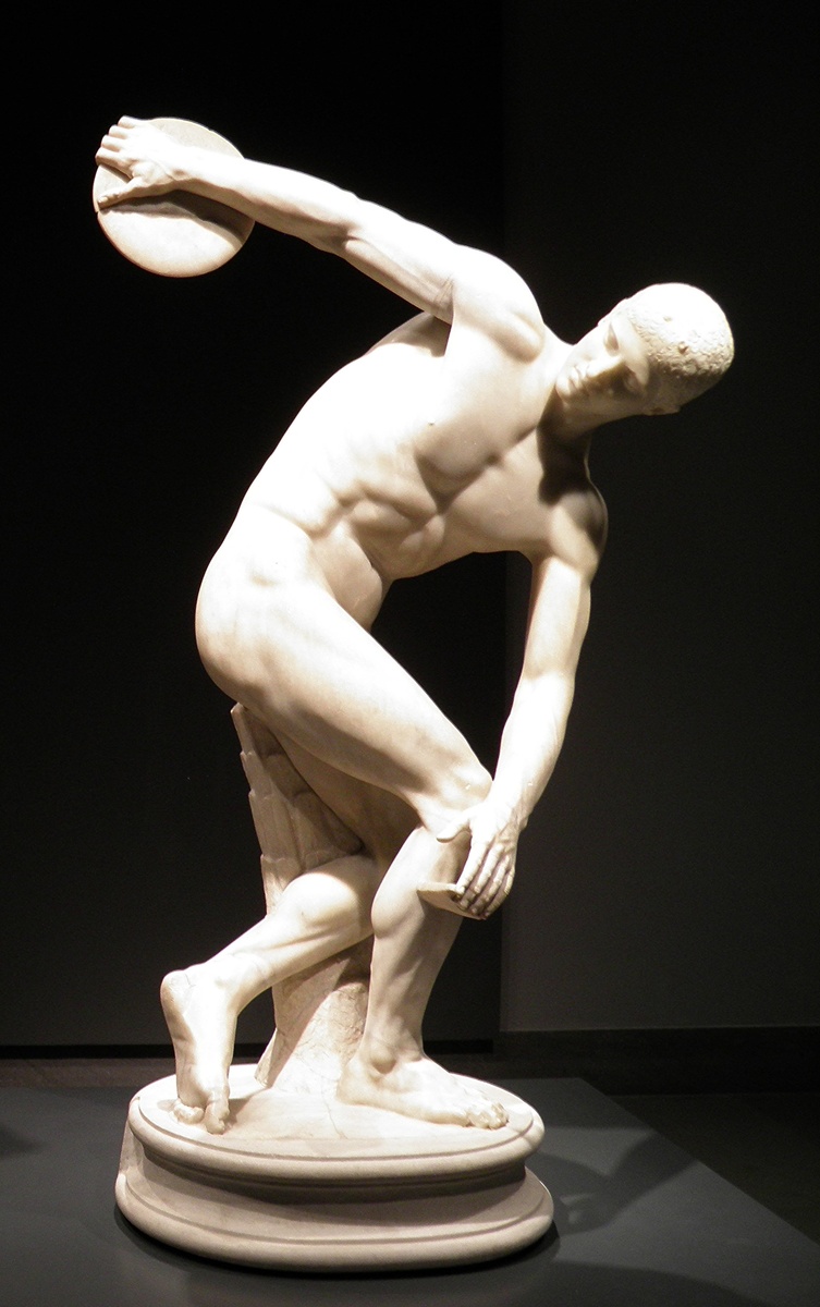 «Дискобол» Ланчелотти. Копия с бронзовой статуи Мирона . Середина II века н. э. Национальный музей Рима, Италия