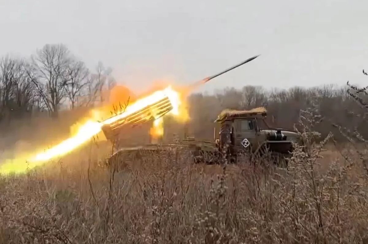    Артиллеристы-десантники уничтожили пехоту ВСУ в лесу в Курской области