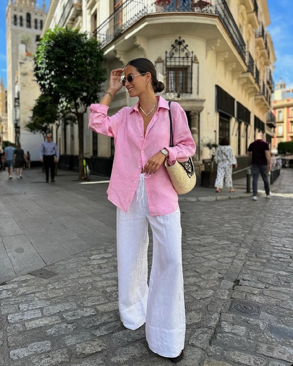 Розовая рубашка на лето - отличный выбор! Источник: Соцсети