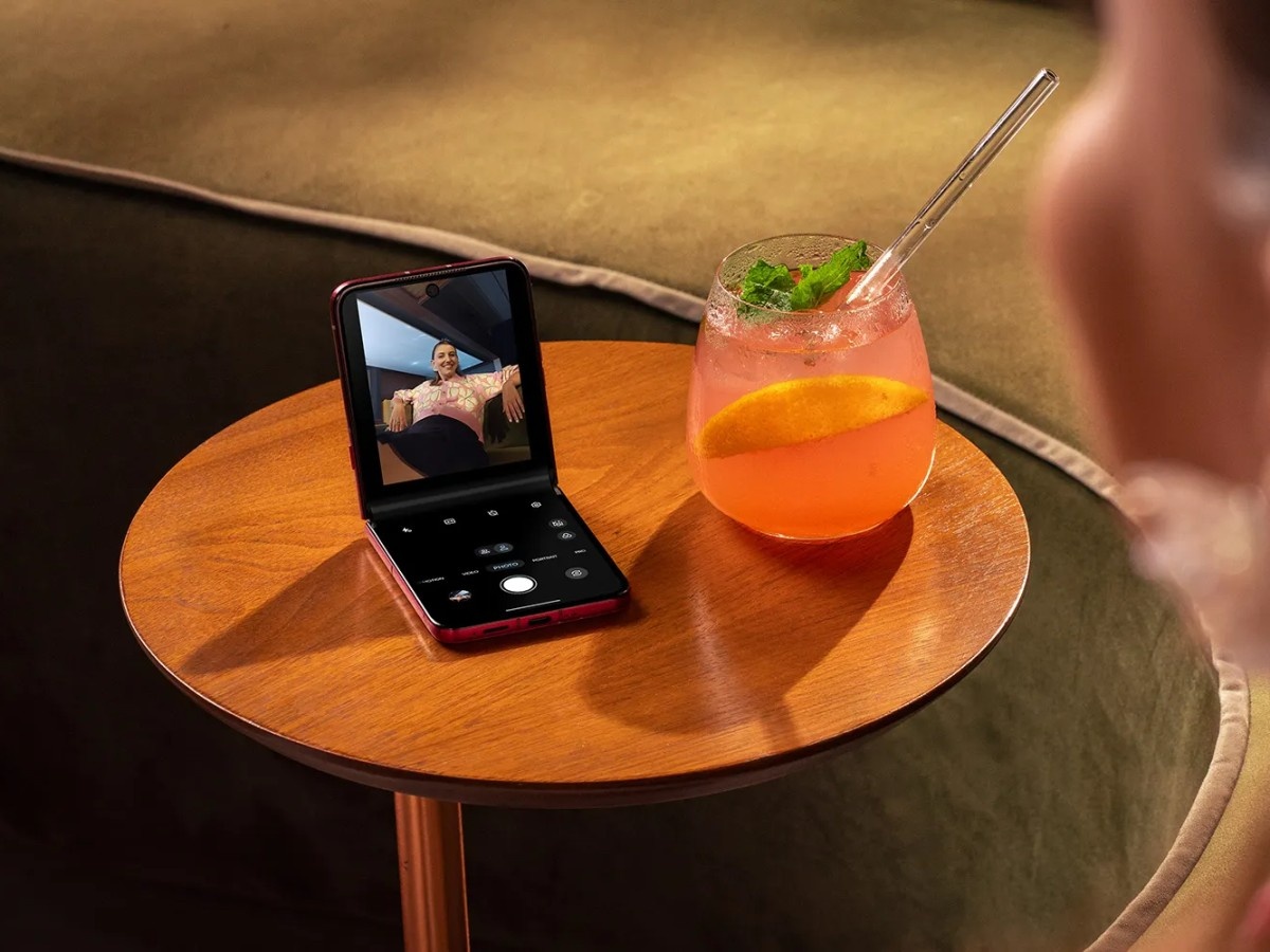    Представлен Motorola Razr 60 Ultra: складной флагман с чипом Snapdragon 8 Elite